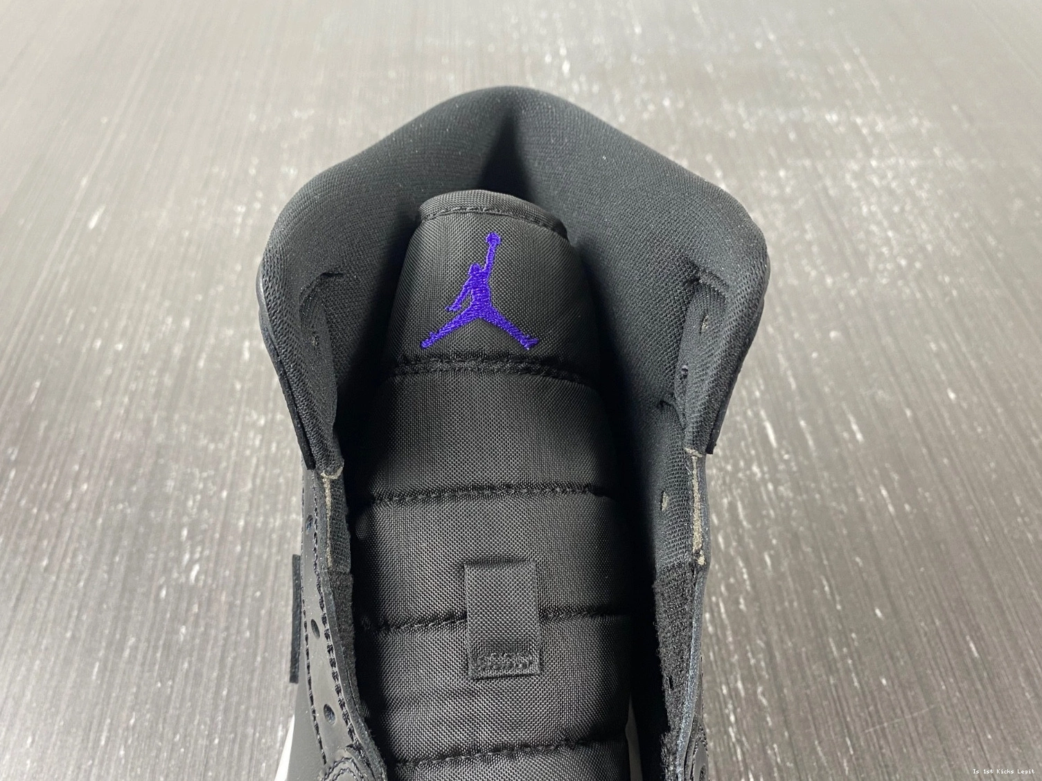 DV1308-004 - Jam Space Mid Jordan 1 SE 0104